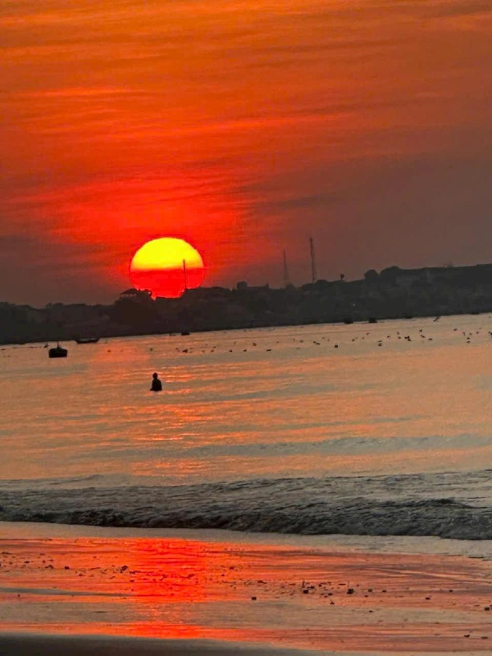 Venus MuiNe Hotel Mũi Né Buitenkant foto