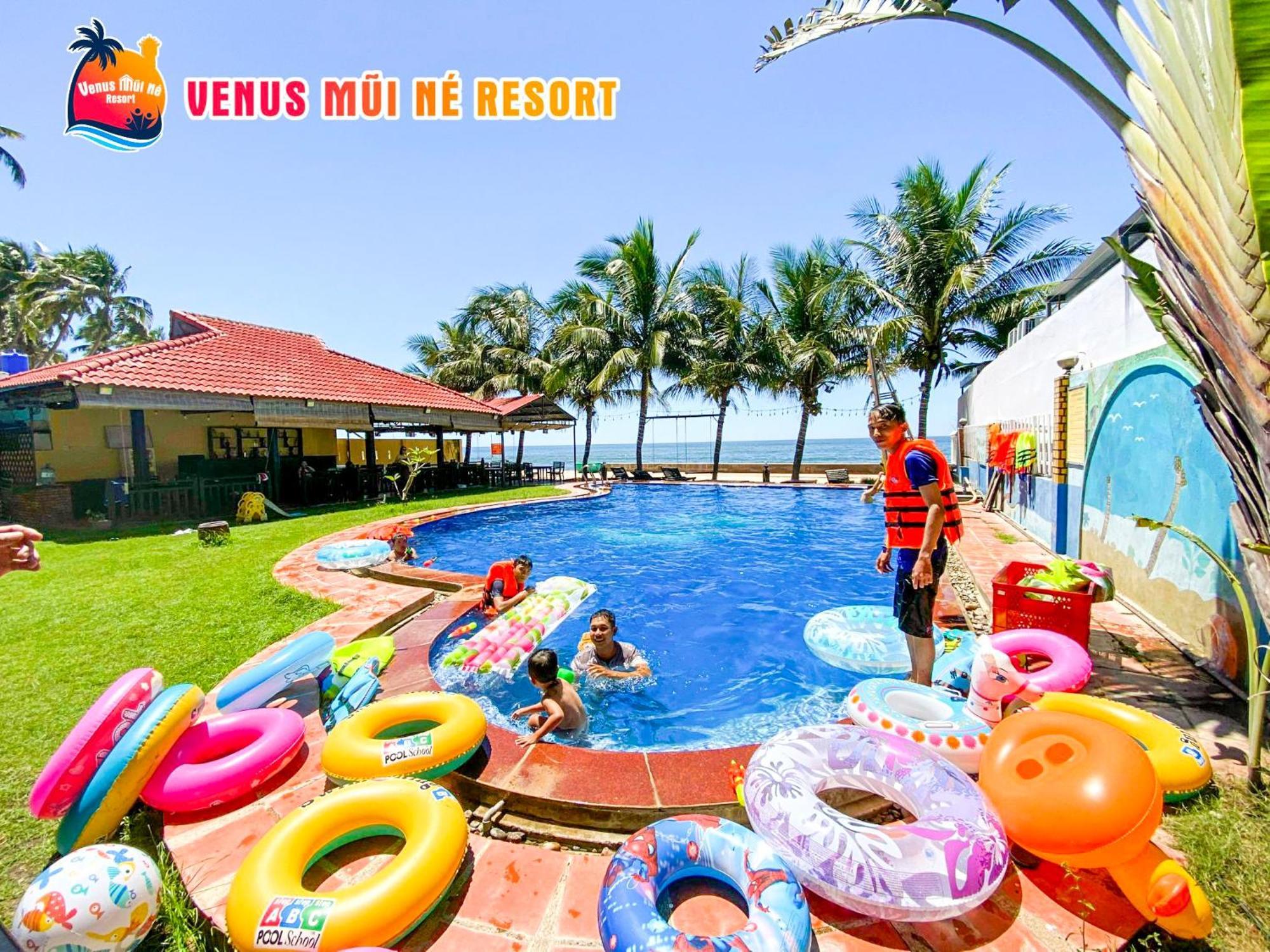 Venus MuiNe Hotel Mũi Né Buitenkant foto