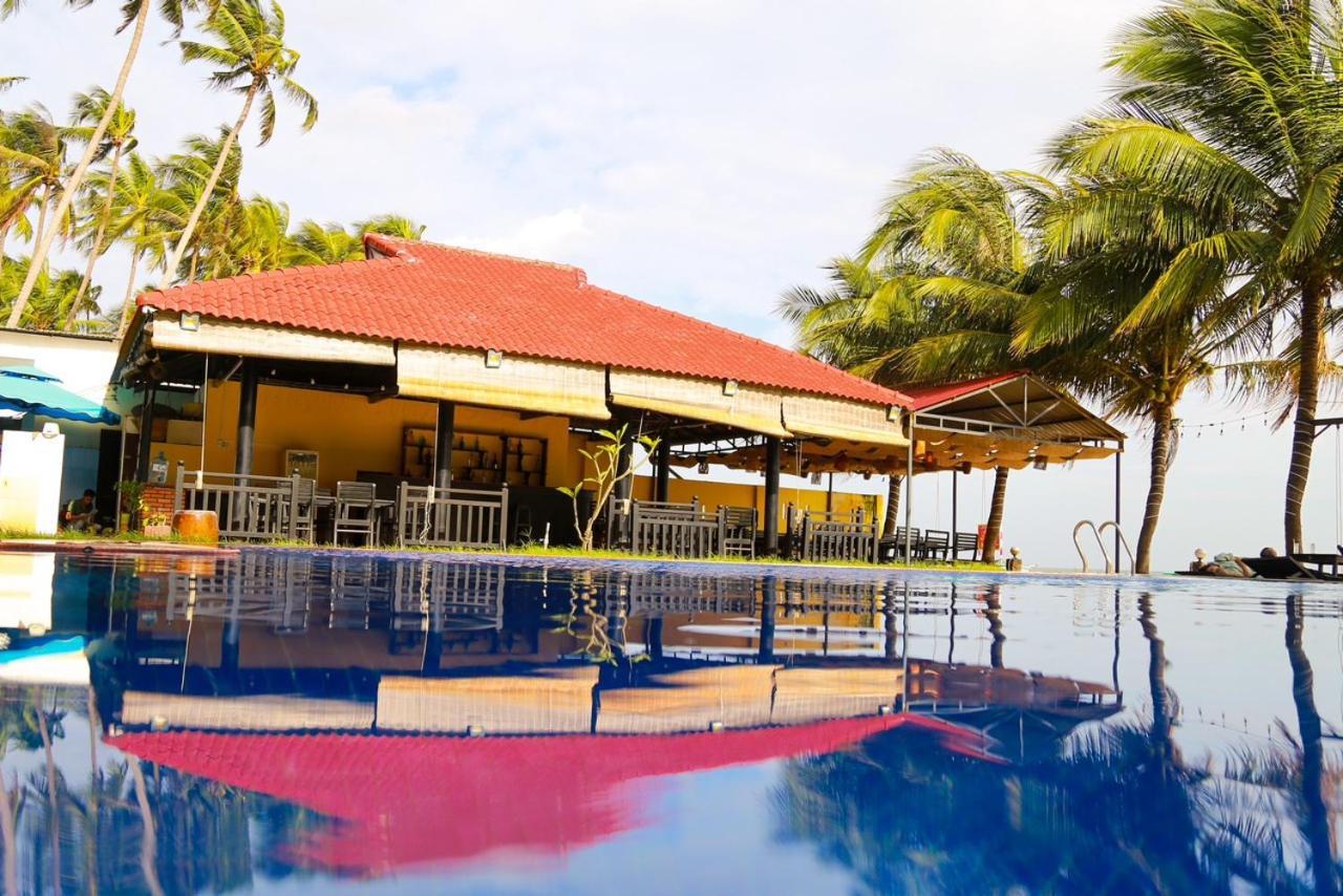 Venus MuiNe Hotel Mũi Né Buitenkant foto